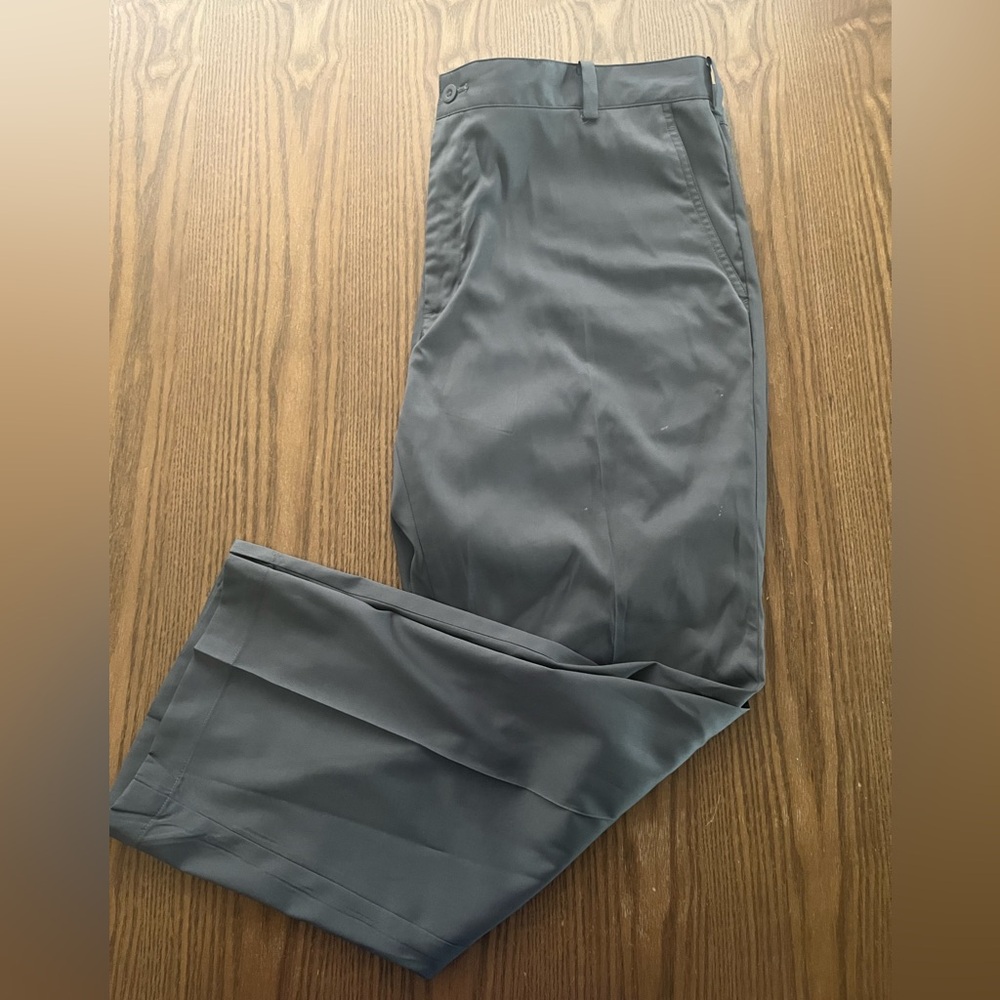 Nike Men's Gray Golf Pants size 40x30